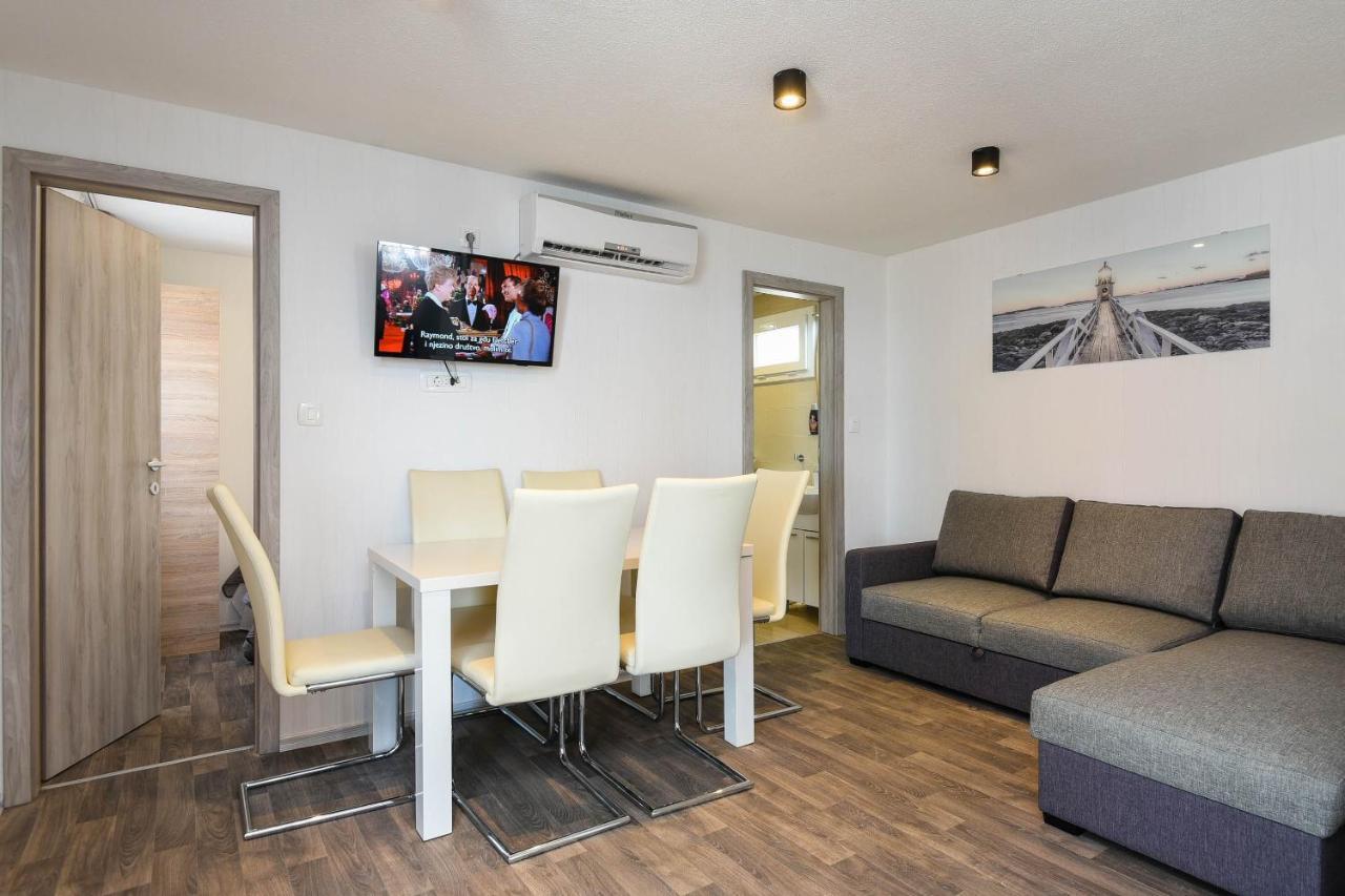 Hotel Larisa à Orebić Extérieur photo